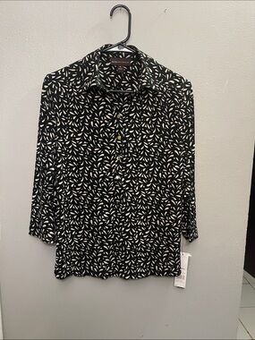 Dana Buchman Black and Cream Abstract Print Button-Down Shirt